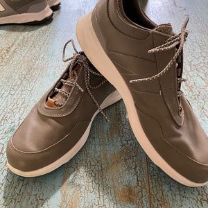 Foot Joy Mens Golf shoes 10.5